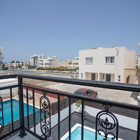Willa Spacious With Private Pool