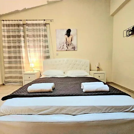 Vila Spacious With Private Pool *